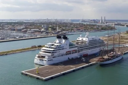 Transfer from Venice Airport to Ravenna Cruise Terminal